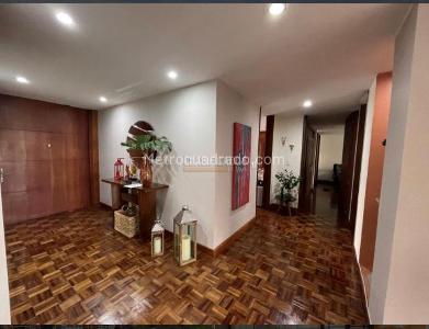 Apartamento de 3 alcobas en venta en Normandia, Cali, 243 m² · foto 2 de 20