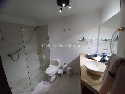 Apartamento en venta en La Arboleda, Cali · foto 3 de 19