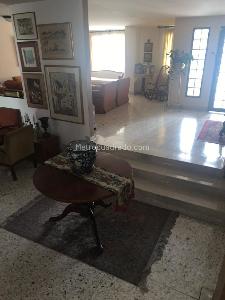 Casa de 4 alcobas en venta en Santa Rita, Cali, 500 m² · foto 8 de 16