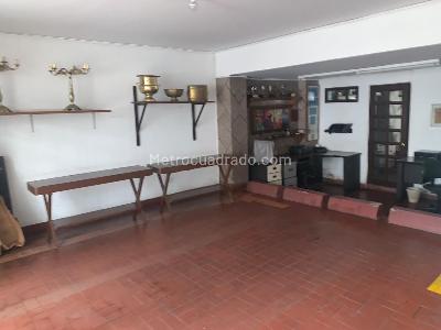 Casa de 4 alcobas en venta en Santa Rita, Cali, 500 m² · foto 2 de 16