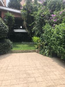 Casa de 4 alcobas en venta en La Arboleda, Cali, 670 m² · foto 10 de 20