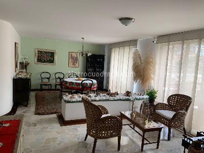 Apartamento de 3 alcobas en venta en Santa Rita, Cali, 226 m² · foto 3 de 19
