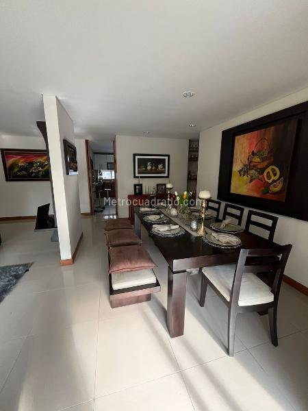 Piso – Cali, Altos de Normandía - Bataclán, Comuna 2 - Vista 3