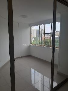 Apartamento de 4 alcobas en venta en Granada, Cali, 183 m² · foto 2 de 20