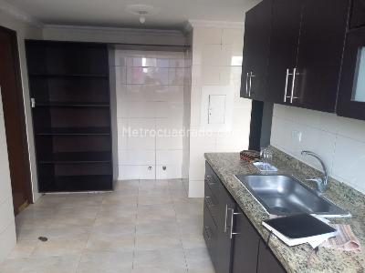 Apartamento de 4 alcobas en venta en Granada, Cali, 183 m² · foto 5 de 20