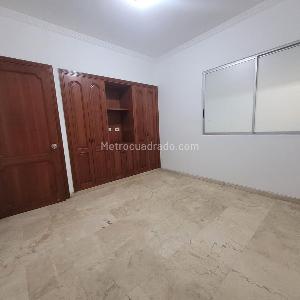Apartamento de 3 alcobas en venta en El Ingenio, Cali, 180 m² · foto 4 de 19