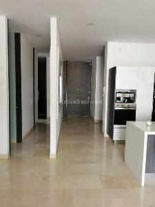 Apartamento de 4 alcobas en venta en Bellavista, Cali, 378 m² · foto 17 de 20