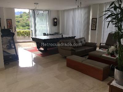 Apartamento de 4 alcobas en venta en Bellavista, Cali, 378 m² · foto 2 de 20