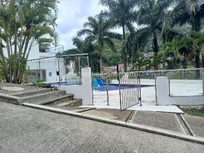 Casa de 3 alcobas en venta en Aguacatal, Cali, 318 m² · foto 18 de 20