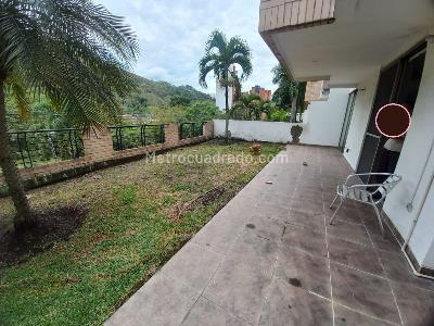 Casa de 3 alcobas en venta en Aguacatal, Cali, 318 m² · foto 3 de 20