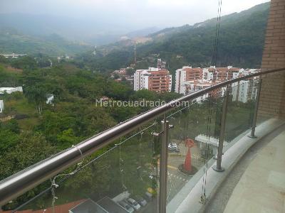 Apartamento de 3 alcobas en venta en Aguacatal, Cali, 212 m² · foto 2 de 20