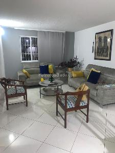 Casa de 3 alcobas en venta en Prados Del Norte, Cali, 243 m² · foto 3 de 15