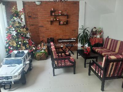 Casa de 5 alcobas en venta en Colseguros, Cali, 400 m² · foto 10 de 20