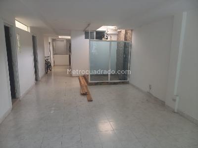 Casa de 5 alcobas en venta en Colseguros, Cali, 400 m² · foto 19 de 20