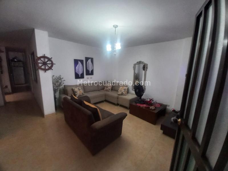 Casa – Cali, Atanasio Girardot, Comuna 8 - Vista 2