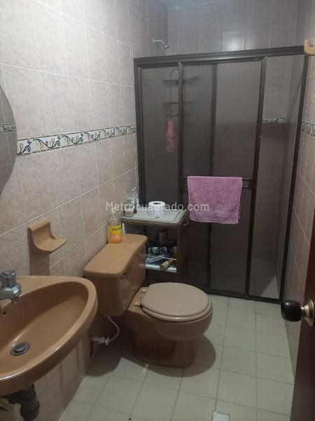 Casa – Cali, Atanasio Girardot, Comuna 8 - Más