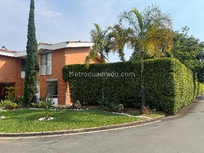 Casa de 4 alcobas en venta en Pance, Cali, 560 m² · foto 2 de 18