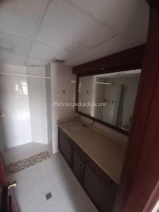 Apartamento de 3 alcobas en venta en Santa Monica Residencial, Cali, 165 m² · foto 10 de 20