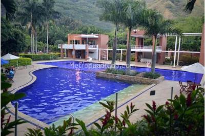 Apartamento de 3 alcobas en venta en Aguacatal, Cali, 238 m² · foto 5 de 15
