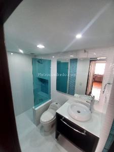 Apartamento de 3 alcobas en venta en Santa Rita, Cali, 260 m² · foto 17 de 20
