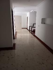 Apartamento de 3 alcobas en venta en Santa Rita, Cali, 260 m² · foto 4 de 20