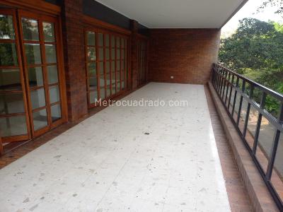 Apartamento de 3 alcobas en venta en Santa Rita, Cali, 260 m² · foto 10 de 20