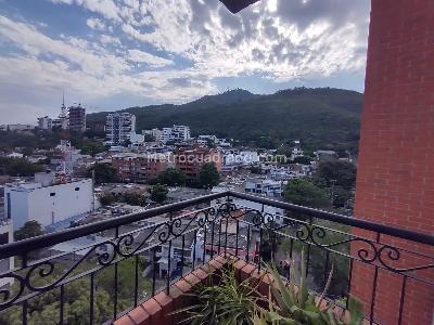Apartamento de 3 alcobas en venta en Santa Monica Norte, Cali, 165 m² · foto 13 de 17