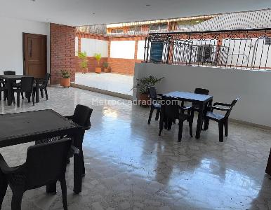 Apartamento de 3 alcobas en venta en Santa Monica Norte, Cali, 165 m² · foto 15 de 17