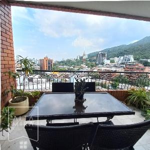 Apartamento de 3 alcobas en venta en Santa Monica Norte, Cali, 165 m² · foto 2 de 17