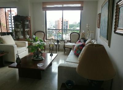 Apartamento de 3 alcobas en venta en Santa Monica Norte, Cali, 165 m² · foto 4 de 17