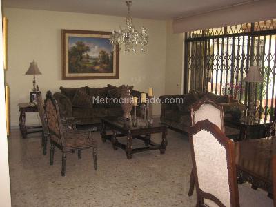 Casa de 5 alcobas en venta en Prados Del Norte, Cali, 500 m² · foto 4 de 20