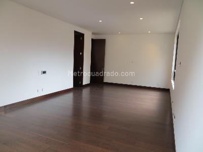 Apartamento de 4 alcobas en venta en Los Rosales Emaus, Bogotá, 498 m² · foto 12 de 20