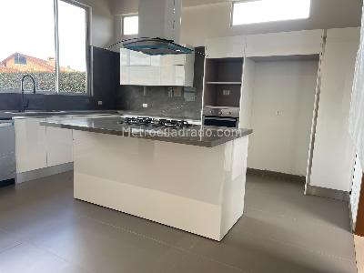 Casa en venta en Cajica Cerca Milla De Oro, Cajicá · foto 5 de 20