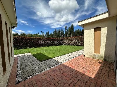 Casa de 3 alcobas en venta en Condominio Quintas Del Molino, Cajicá, 250 m² · foto 19 de 20