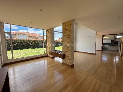 Casa en venta en Condominio Caminos De Chunugua, Cajicá · foto 2 de 20