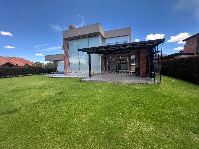 Casa en venta en Condominio Sausalito Casas De Campo, Cajicá · foto 10 de 20