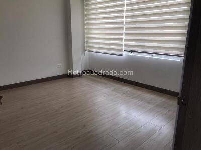 Casa de 4 alcobas en arriendo en Condominio Bosque Residencial Etapa Alcaparros, Cajicá, 320 m² · foto 18 de 20