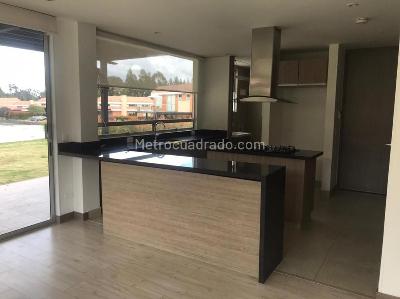 Casa de 4 alcobas en arriendo en Condominio Bosque Residencial Etapa Alcaparros, Cajicá, 320 m² · foto 5 de 20