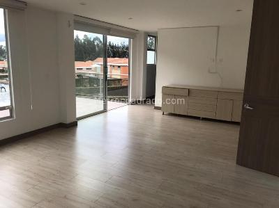 Casa de 4 alcobas en arriendo en Condominio Bosque Residencial Etapa Alcaparros, Cajicá, 320 m² · foto 8 de 20