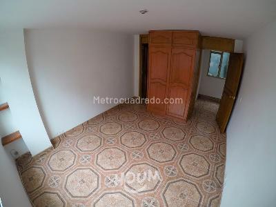 Apartamento de 2 alcobas en venta en Kennedy, Bogotá, 75 m² · foto 6 de 19