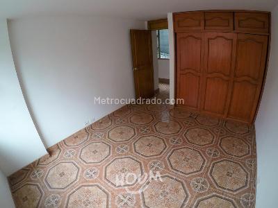 Apartamento de 2 alcobas en venta en Kennedy, Bogotá, 75 m² · foto 9 de 19
