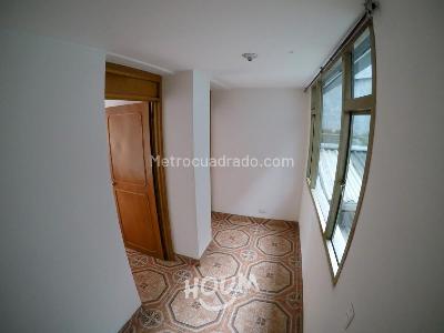 Apartamento de 2 alcobas en venta en Kennedy, Bogotá, 75 m² · foto 10 de 19