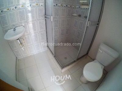 Apartamento de 2 alcobas en venta en Kennedy, Bogotá, 75 m² · foto 18 de 19