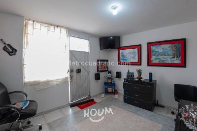 Casa de 5 alcobas en venta en Rafael Uribe Uribe, Bogotá, 430 m² · foto 6 de 20