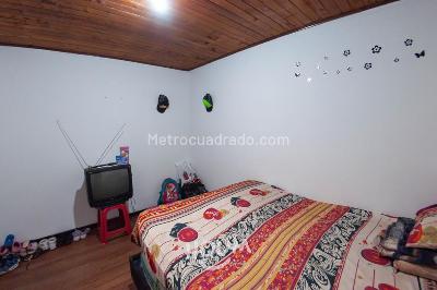 Casa de 5 alcobas en venta en Rafael Uribe Uribe, Bogotá, 430 m² · foto 16 de 20