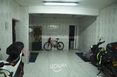 Casa de 4 alcobas en venta en Antonio Nariño, Bogotá, 349 m² · foto 9 de 20
