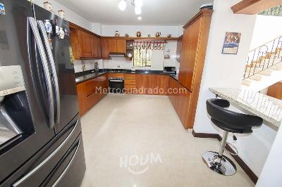 Casa de 3 alcobas en venta en Medellin, Medellín, 480 m² · foto 18 de 20