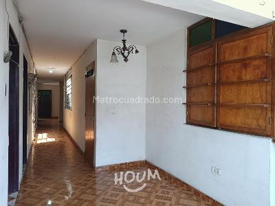Casa en venta en Itagui, Itagüí · foto 2 de 15