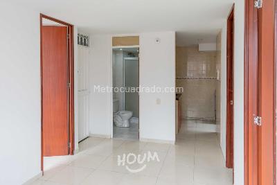 Apartamento de 3 alcobas en venta en Soacha, Soacha, 40 m² · foto 2 de 19