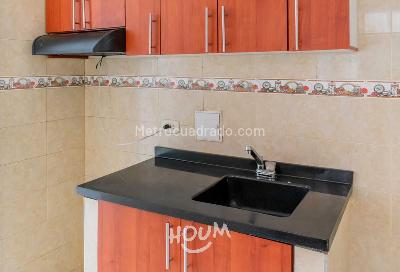 Apartamento de 3 alcobas en venta en Soacha, Soacha, 40 m² · foto 3 de 19